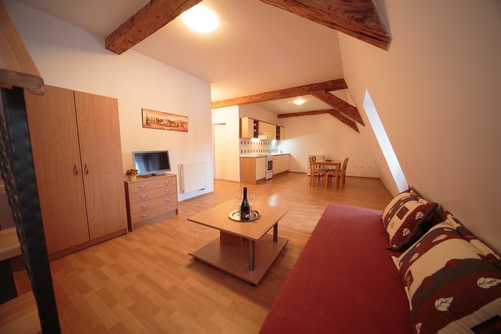 Chateau Diva Turčianske Teplice Zimmer foto